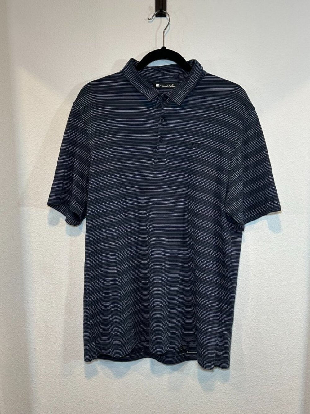 Travis Mathew Men's Blue White Striped Embroidered Stretch Golf Polo Size Large